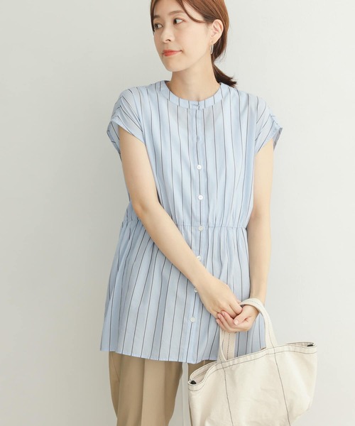 URBAN RESEARCH DOORS（アーバンリサーチドアーズ）の「ウエストギャザーストライプシャツ（シャツ/ブラウス・レディース・ブルー/グリーン・MEDIUM）」の5枚目の写真