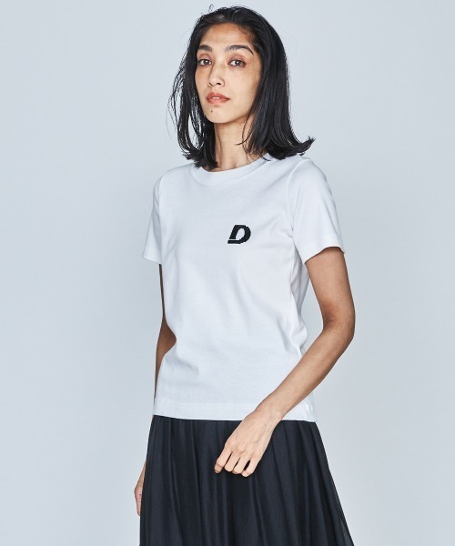 DOUBLE STANDARD CLOTHING(ダブルスタンダードクロージング)の「ビジューDロゴTシャツ(Tシャツ/カットソー・レディース・オフホワイト/ブラック/ベージュ・38/36)」の7枚目の写真