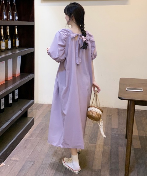 shopnikoniko（ショップニコニコ）の「ワンピース 夏 ロング丈 半袖 バックリボン パフスリーブ リボン（ワンピース・レディース・パープル/ホワイト・フリー）」の4枚目の写真