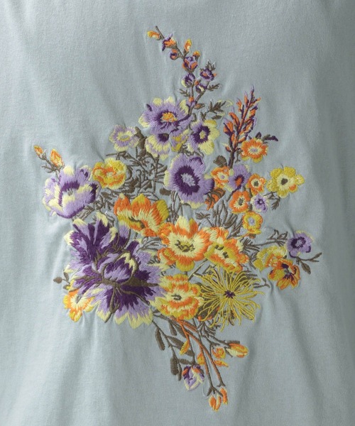 刺繍　デザイン WEB限定】〈手洗い可能〉フラワー 刺繍 デザイン ニット
