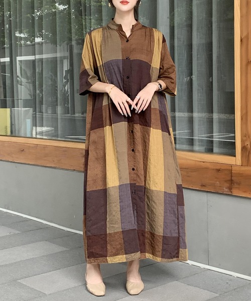 FREE STYLISTS（フリー スタイリスト）の「バンドカラーAラインシャツワンピース（シャツワンピース・レディース・グレー系/ブラウン系・FREE）」の2枚目の写真