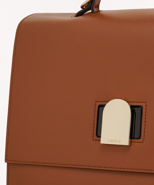 FURLA（フルラ）の「FURLA EMMA S TOP HANDLE（ハンドバッグ・レディース・ブラウン・ONE SIZE）」の9枚目の写真