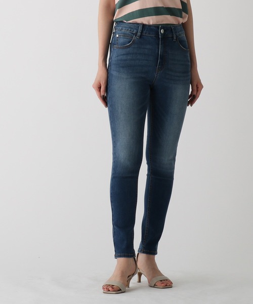 OPAQUE.CLIP（オペークドットクリップ）の「ストレッチスキニーパンツ（その他パンツ・レディース・チャコールグレー/ブラック/ダークブラウン/ライトベージュ/ブルー/ダークネイビー/ホワイト系/ダークグレー/ライトブルー・34/36/38/40/42）」の19枚目の写真