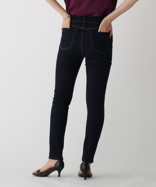 OPAQUE.CLIP（オペークドットクリップ）の「ストレッチスキニーパンツ（その他パンツ・レディース・チャコールグレー/ブラック/ダークブラウン/ライトベージュ/ブルー/ダークネイビー/ホワイト系/ダークグレー/ライトブルー・34/36/38/40/42）」の13枚目の写真