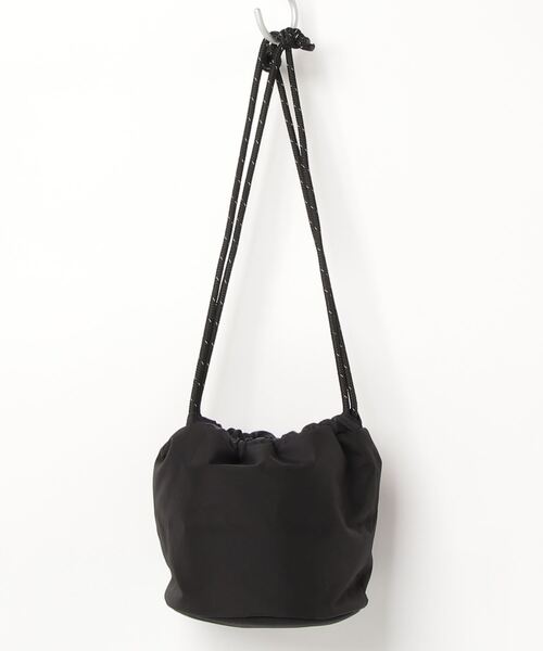 GREGORY(グレゴリー)の「DUMPLING BAG / ダンプリングバッグ / ブラック(ハンドバッグ・メンズ・ブラック・ONE SIZE)」の4枚目の写真