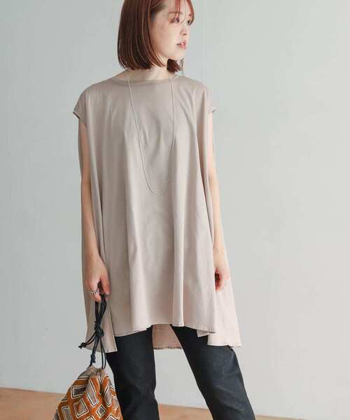 URBAN RESEARCH DOORS（アーバンリサーチドアーズ）の「フレアチュニックカットソー（Tシャツ/カットソー・レディース・チャコールグレー/ベージュ系その他・MEDIUM）」の13枚目の写真
