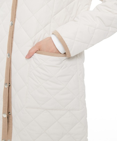 Arnold Palmer（アーノルドパーマー）の「キルティング ロングコート（ノーカラーコート・レディース・アイボリー/ネイビー・M/L）」の20枚目の写真