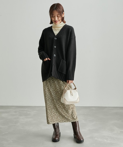 ROPE' PICNIC(ロペピクニック)の「【WEB限定カラー:レッド】バンドンニットミドル丈カーディガン(カーディガン/ボレロ・レディース・ブラック/レッド/ブルー/オレンジ系その他/キナリ・38)」の10枚目の写真