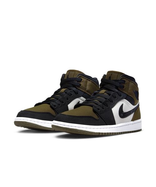 JORDAN BRAND（ジョーダンブランド）の「エア ジョーダン 1 MID SE ウィメンズシューズ / Air Jordan 1 Mid SE Women's Shoes＜22.5-29cm 展開＞（スニーカー・レディース・ブラウン系その他2/クリーム/アイボリー系・25.5/26.5/25/22.5/27.5/23/29/24/28/26/23.5/27/28.5/24.5/22）」の10枚目の写真