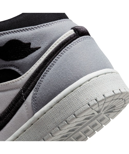 JORDAN BRAND（ジョーダンブランド）の「エア ジョーダン 1 MID SE ウィメンズシューズ / Air Jordan 1 Mid SE Women's Shoes＜22.5-29cm 展開＞（スニーカー・レディース・ブラウン系その他2/クリーム/アイボリー系・25.5/26.5/25/22.5/27.5/23/29/24/28/26/23.5/27/28.5/24.5/22）」の18枚目の写真