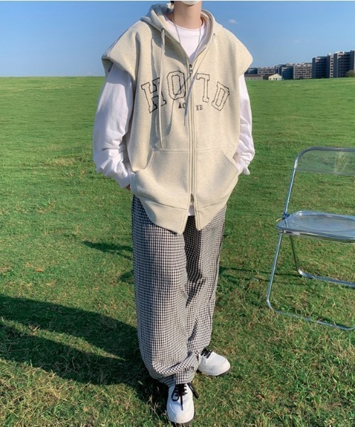 MGV(エムジーヴィー)の「カレッジロゴダブルジップベストパーカー(ベスト・メンズ・ブラウン/グレー・MEDIUM/LARGE/X-LARGE)」の5枚目の写真