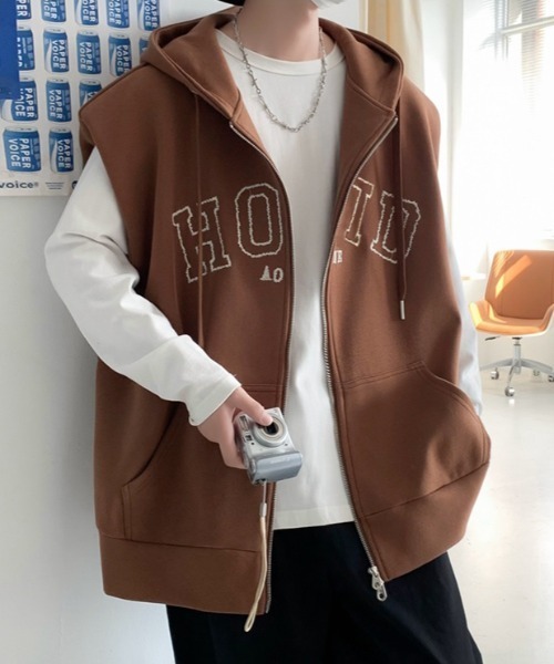 MGV(エムジーヴィー)の「カレッジロゴダブルジップベストパーカー(ベスト・メンズ・ブラウン/グレー・MEDIUM/LARGE/X-LARGE)」の13枚目の写真
