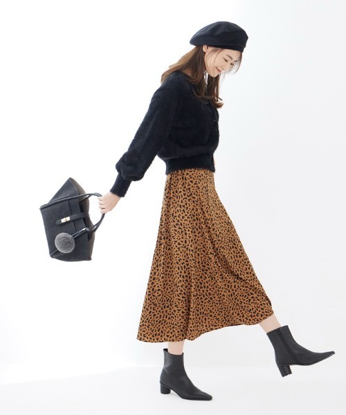 M.deux（エムドゥ）の「クルーネックシャギーカーデ（カーディガン/ボレロ・レディース・ライトグレー/ブラック/ラベンダー/オフホワイト/ベージュ・MEDIUM）」の12枚目の写真