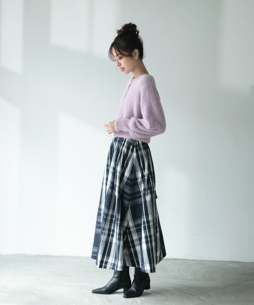 M.deux（エムドゥ）の「クルーネックシャギーカーデ（カーディガン/ボレロ・レディース・ライトグレー/ブラック/ラベンダー/オフホワイト/ベージュ・MEDIUM）」の18枚目の写真