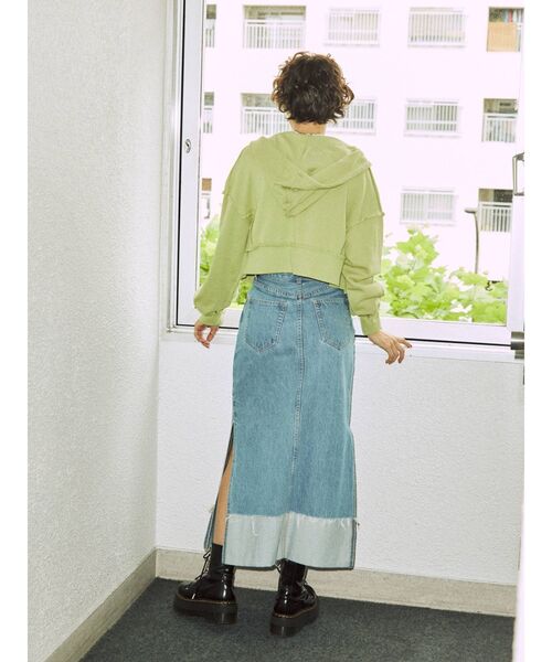 jouetie(ジュエティ)の「ショートフーディ(パーカー・レディース・ブラック/ブルー/グリーン/レッド・MEDIUM)」の5枚目の写真