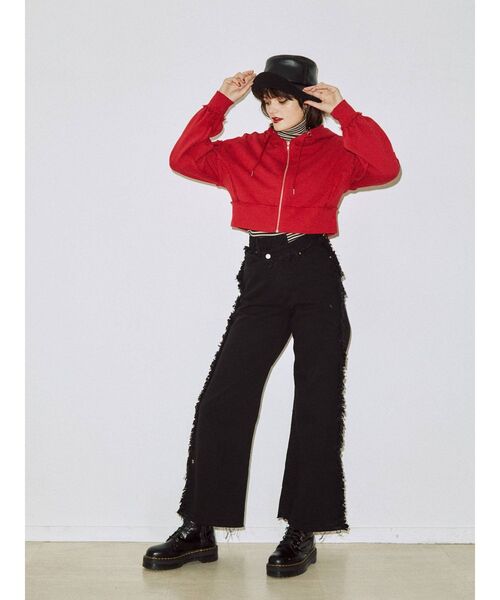 jouetie(ジュエティ)の「ショートフーディ(パーカー・レディース・ブラック/ブルー/グリーン/レッド・MEDIUM)」の9枚目の写真