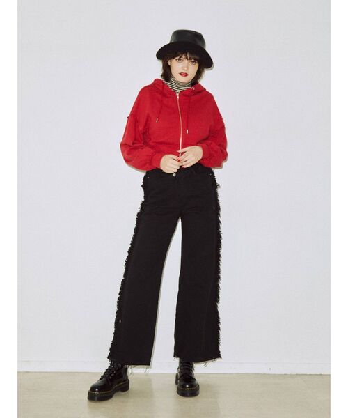 jouetie(ジュエティ)の「ショートフーディ(パーカー・レディース・ブラック/ブルー/グリーン/レッド・MEDIUM)」の11枚目の写真