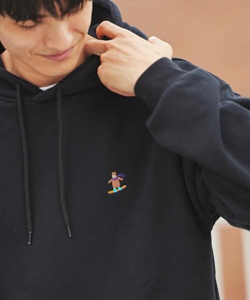 coen（コーエン）の「ワンポイント刺繍ウィンターベア裏起毛パーカー(WEB限定カラー)（パーカー・メンズ・ホワイト/ケリーグリーン/ネイビー/モカ/ブラック/ベージュ・S/L/XL/M）」の2枚目の写真