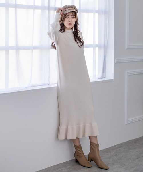 clear（クリア）の「裾フレアニットワンピース（ワンピース・レディース・グレイッシュベージュ/アイボリー/ブラック・F）」の22枚目の写真