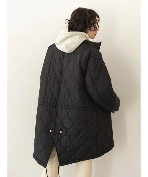 koe（コエ）の「ポリシレー中綿キルトフィッシュテールコート（その他アウター・レディース・オリーブ/ブラック・L/M）」の8枚目の写真