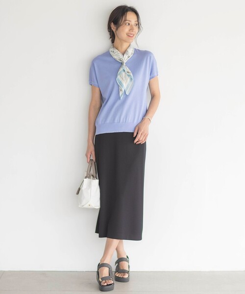 J.PRESS(ジェイプレス)の「【好評につき追加・着こなしのポイントに】2WAY ライン スカーフ リング(リング・レディース・シルバー系/ゴールド系・F)」の9枚目の写真
