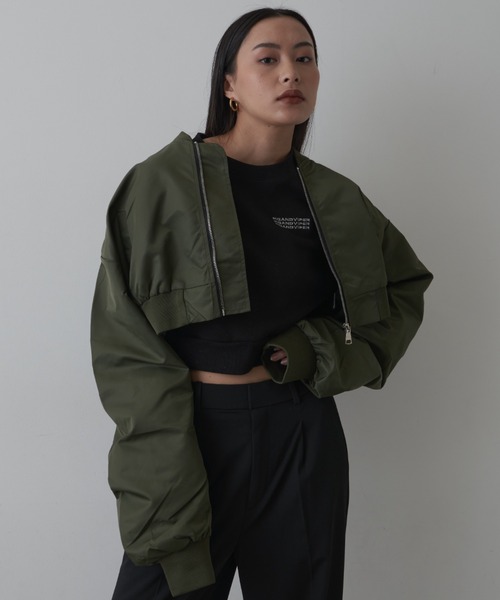 FIG&VIPER（フィグアンドバイパー）の「ショート丈ボリュームスリーブMA-１（MA-1・レディース・カーキ/ワイン・FREE）」の16枚目の写真