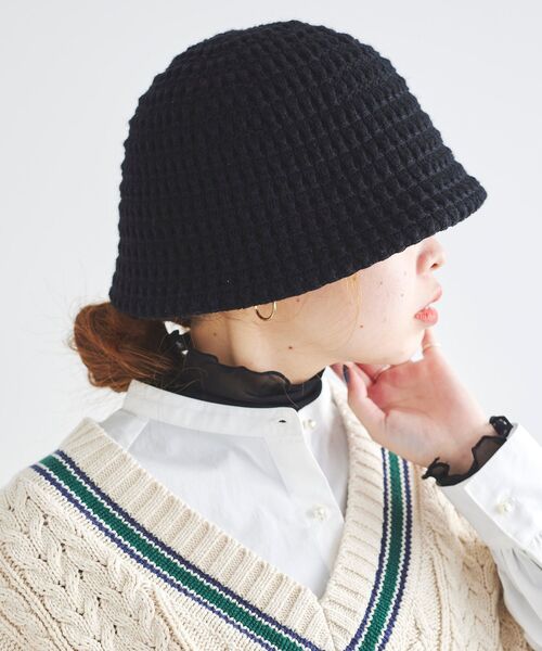 le.coeur blanc（ルクールブラン）の「ラムウールバケットハット（ハット・レディース・ベージュ/ブラック・FREE）」の2枚目の写真
