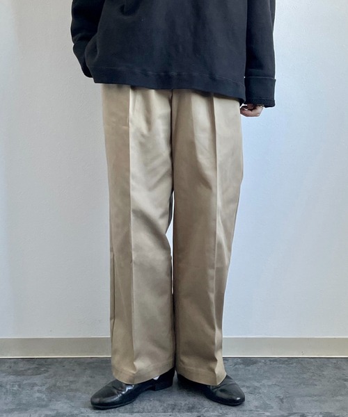 y/m by れぽすけ（イムバイレポスケ）の「2タックグルカチノ（チノパンツ・メンズ・ホワイト/ベージュ・S/M/L/XL/XS）」の13枚目の写真