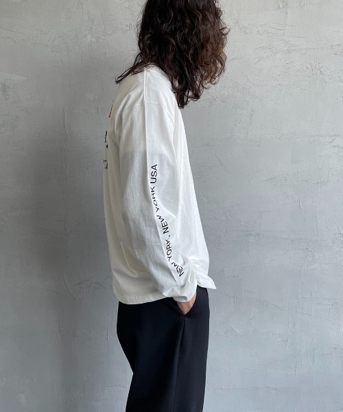 Manhattan Portage（マンハッタンポーテージ）の「【Ray 8月号掲載】[MANHATTAN PORTAGE/マンハッタンポーテージ] 別注 配色バックプリント ロングスリーブTシャツ（Tシャツ/カットソー・レディース・ホワイト/ブラック/ブルー・S/M/L/XL）」の21枚目の写真