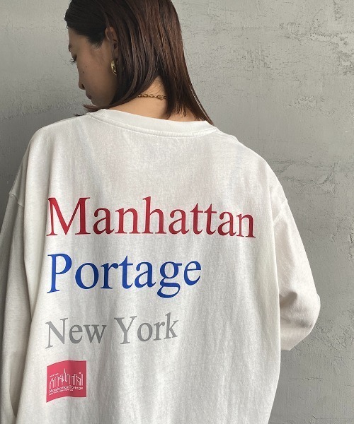 Manhattan Portage（マンハッタンポーテージ）の「【Ray 8月号掲載】[MANHATTAN PORTAGE/マンハッタンポーテージ] 別注 配色バックプリント ロングスリーブTシャツ（Tシャツ/カットソー・レディース・ホワイト/ブラック/ブルー・S/M/L/XL）」の19枚目の写真