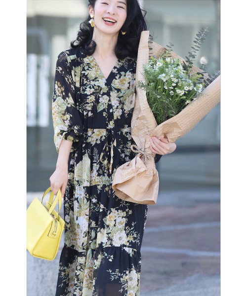 cawaii(カワイイ)の「アンティーク花のシアーロングワンピース(ワンピース・レディース・ブラック・FREE)」の2枚目の写真