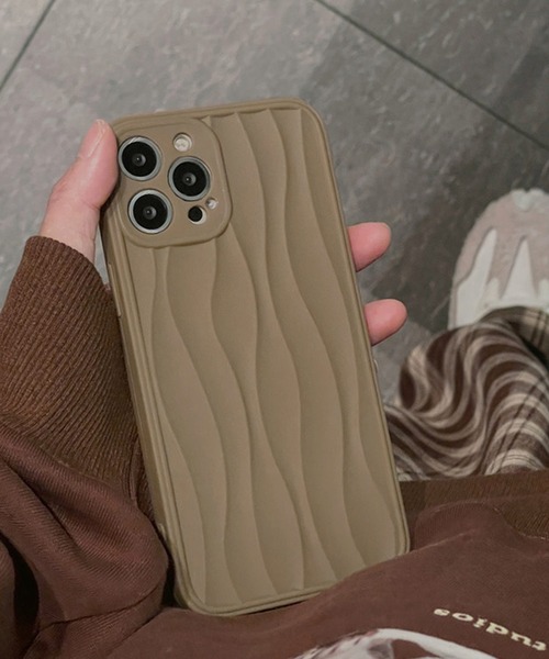 shopnikoniko（ショップニコニコ）の「韓国風 Iphoneケース 15 スマホケース うねうね ウェーブ おしゃれ  13 14（スマホケース/カバー・レディース・ブラック/アイボリー/ベージュ・iPhone 12/iPhone 12 Pro Max/iPhone 14/iPhone 11/iPhone 13 Pro/iPhone 14 Pro Max/iPhone 12 Pro/iPhone 13/iPhone 14 Pro/iPhone 15 Pro/iPhone 15/iPhone 15 Pro Max）」の12枚目の写真