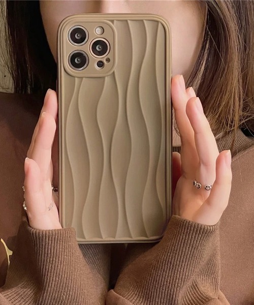 shopnikoniko（ショップニコニコ）の「韓国風 Iphoneケース 15 スマホケース うねうね ウェーブ おしゃれ  13 14（スマホケース/カバー・レディース・ブラック/アイボリー/ベージュ・iPhone 12/iPhone 12 Pro Max/iPhone 14/iPhone 11/iPhone 13 Pro/iPhone 14 Pro Max/iPhone 12 Pro/iPhone 13/iPhone 14 Pro/iPhone 15 Pro/iPhone 15/iPhone 15 Pro Max）」の17枚目の写真