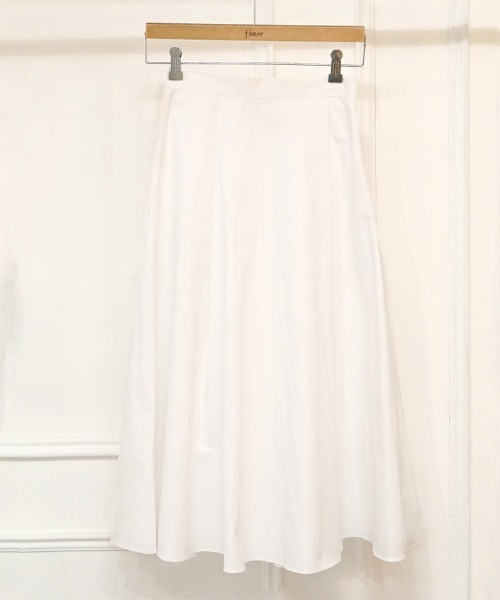 flower(フラワー)の「ツーウェイタックフレアスカート(スカート・レディース・ホワイト/ネイビー・FREE)」の15枚目の写真