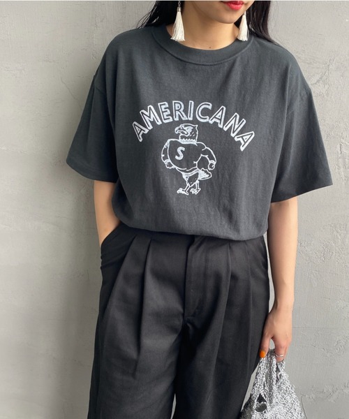 THE SHINZONE（ザ　シンゾーン）の「[THE SHINZONE/ザ シンゾーン] AMERICANAコラボレーション カレッジロゴプリントTシャツ（Tシャツ/カットソー・レディース・ブラック/ホワイト/ブラウン・0）」の9枚目の写真