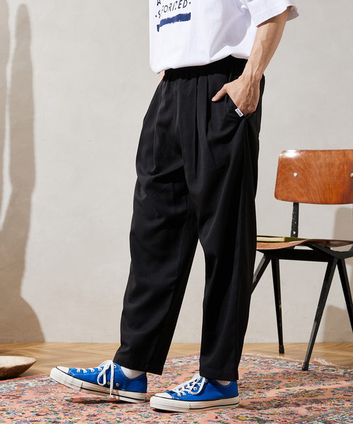 JOURNAL STANDARD relume(ジャーナルスタンダード レリューム)の「CALIFORNIA ツータック シェフパンツ(スラックス・メンズ・ブラック/グレー/ブラウン/サックスブルー・SMALL/MEDIUM/LARGE)」の7枚目の写真