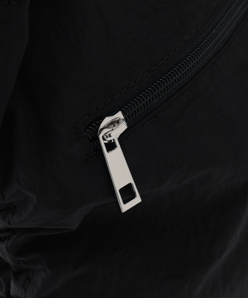 LOWRYS FARM（ローリーズファーム）の「ドロストショルダーＢＡＧ　905222（ショルダーバッグ・レディース・ブラック/アイボリー/イエロー・FREE）」の19枚目の写真