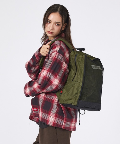 ABAHOUSE（アバハウス）の「【WILDERNESS EXPERIENCE/ウィルダネスエクスペリエンス】 FRONT MESH PACK/バックパック/ユニセックス/20L（バックパック/リュック・メンズ・ブラック/カーキ/ダークベージュ・フリー）」の17枚目の写真