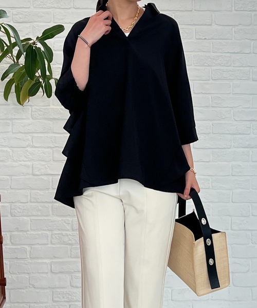 un dix cors(アンディコール)の「麻調スキッパーフリルブラウス(シャツ/ブラウス・レディース・ブラック/オフホワイト・FREE)」の1枚目の写真