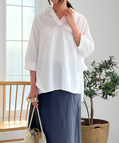 un dix cors(アンディコール)の「麻調スキッパーフリルブラウス(シャツ/ブラウス・レディース・ブラック/オフホワイト・FREE)」の4枚目の写真