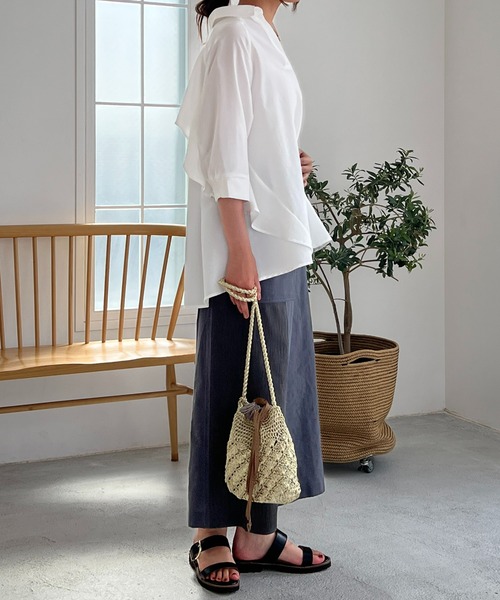 un dix cors(アンディコール)の「麻調スキッパーフリルブラウス(シャツ/ブラウス・レディース・ブラック/オフホワイト・FREE)」の9枚目の写真