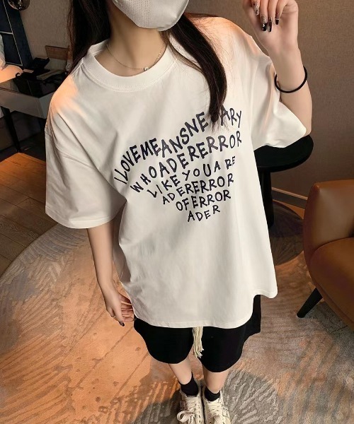 Achic(アシック)の「100%コットン ハート形プリント英文字ロゴTシャツ オーバーサイズ(Tシャツ/カットソー・レディース・ブラック/ホワイト/アイボリー・M)」の14枚目の写真