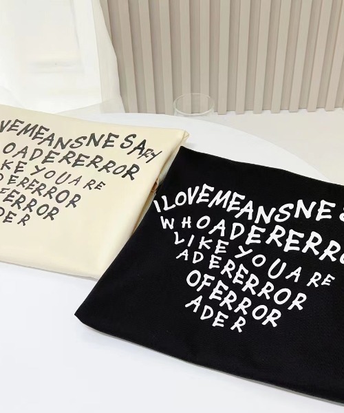 Achic(アシック)の「100%コットン ハート形プリント英文字ロゴTシャツ オーバーサイズ(Tシャツ/カットソー・レディース・ブラック/ホワイト/アイボリー・M)」の12枚目の写真