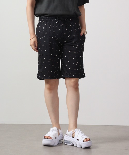 Ree&Mee（リーアンドミー）の「Ree&Mee ひんやり冷感加工 リラックス イージー パンツ 5分丈（ルームウェア/パジャマ・レディース・ベージュ系その他/ブルー系その他/レッド系その他/ホワイト系その他/ブラック系その他/ブラック系その他2/ブルー系その他2/ブルー系その他3・FREE）」の3枚目の写真