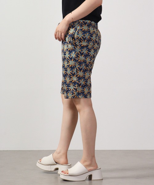 Ree&Mee（リーアンドミー）の「Ree&Mee ひんやり冷感加工 リラックス イージー パンツ 5分丈（ルームウェア/パジャマ・レディース・ベージュ系その他/ブルー系その他/レッド系その他/ホワイト系その他/ブラック系その他/ブラック系その他2/ブルー系その他2/ブルー系その他3・FREE）」の11枚目の写真