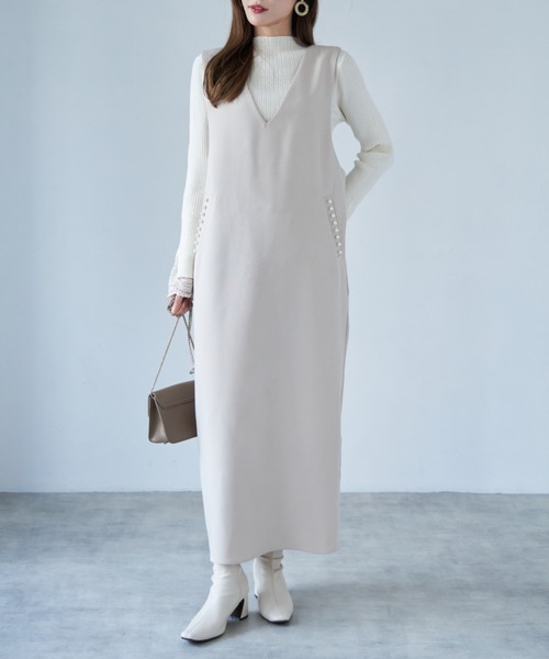 tocco closet（トッコ　クローゼット）の「【ZOZO限定】パール付き後ろりぼんジャンパースカート（ジャンパースカート・レディース・ブラック/グレイッシュベージュ・M）」の8枚目の写真