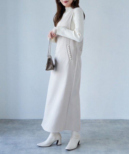 tocco closet（トッコ　クローゼット）の「【ZOZO限定】パール付き後ろりぼんジャンパースカート（ジャンパースカート・レディース・ブラック/グレイッシュベージュ・M）」の10枚目の写真