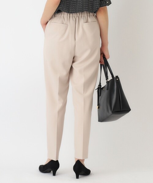 SHOO・LA・RUE（シューラルー）の「◆【S-3L/洗える/通勤/セレモニーにも】ダブルクロス プルオンテーパードパンツ【CIRCRIC】（その他パンツ・レディース・ベージュ系その他7/ブラック系3/ブルー系その他5・05/03/01/02/04）」の5枚目の写真