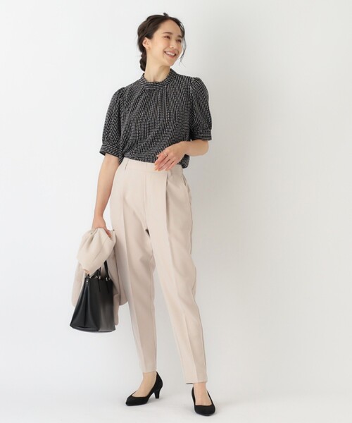 SHOO・LA・RUE（シューラルー）の「◆【S-3L/洗える/通勤/セレモニーにも】ダブルクロス プルオンテーパードパンツ【CIRCRIC】（その他パンツ・レディース・ベージュ系その他7/ブラック系3/ブルー系その他5・05/03/01/02/04）」の6枚目の写真