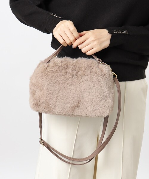 grove（グローブ）の「◆【ヒルナンデス！で紹介】ダブルハンドルエコファーチェーンショルダー（ショルダーバッグ・レディース・ブラウン系その他/ライトベージュ/アイボリー/ダークグレー・00）」の3枚目の写真